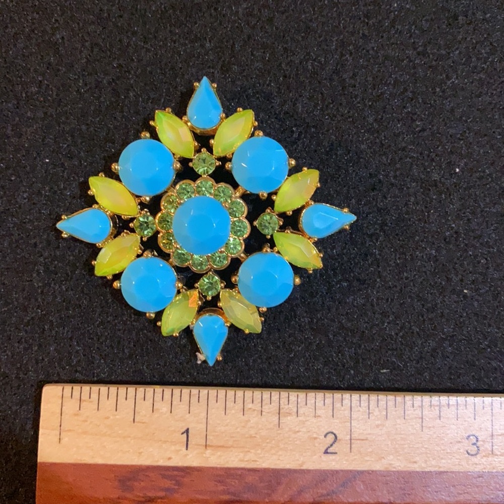 Joan Rivers Brooch - Picture 4 of 4